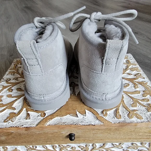 UGG Kids Neumel Chopd Suede Boot